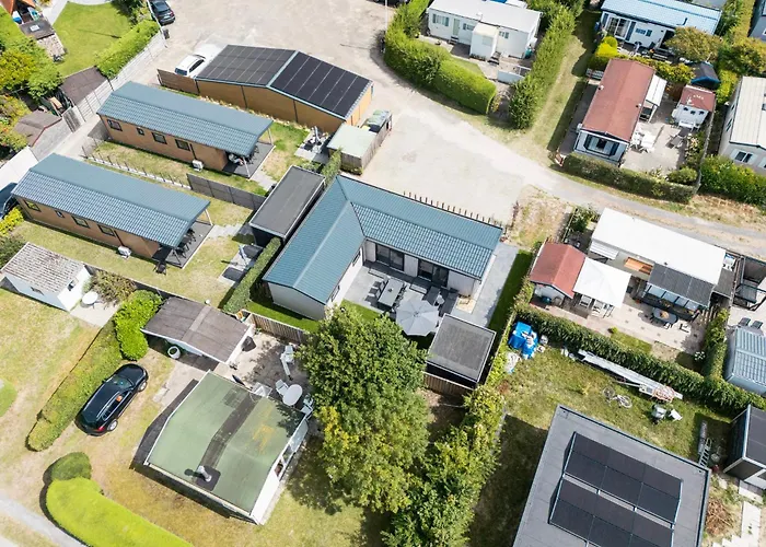 シャレー Pareloester -