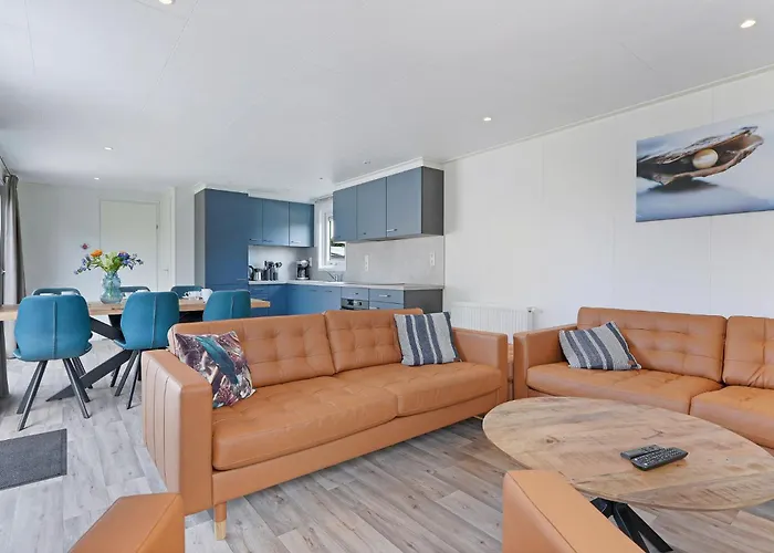 Pareloester - シャレー アウドルプ